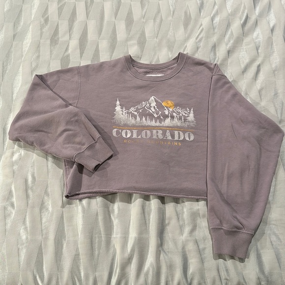 Hollister Sweaters - Hollister Crop Sweater || size M ||